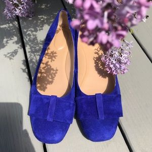 Lovely violet flats!🌸